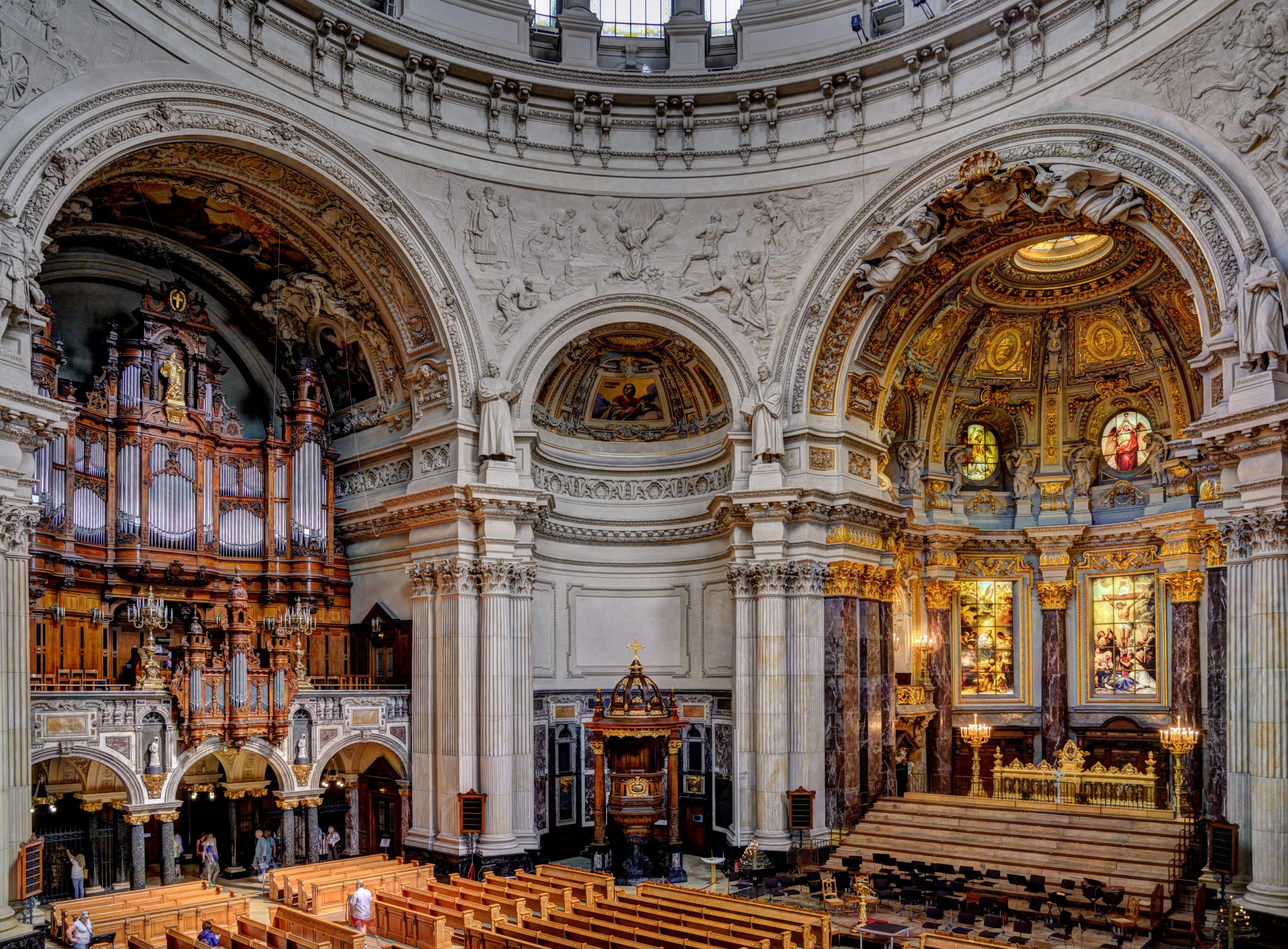 D6A_9571_2_3_fused_2048